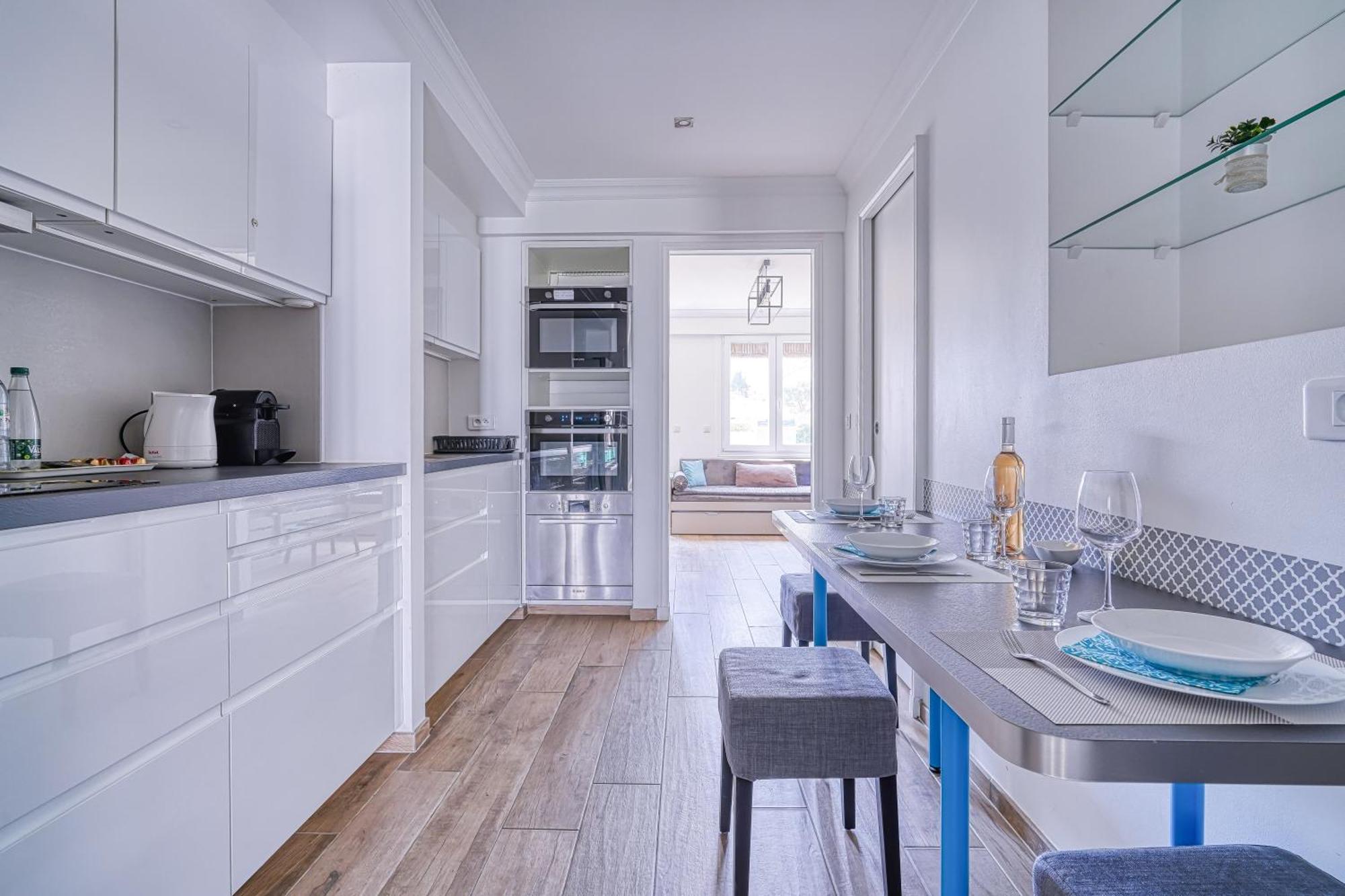 Le Marignan Apartment Кан Екстериор снимка